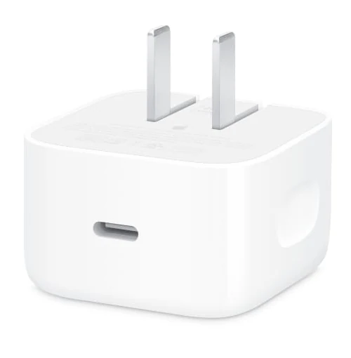 Otra referencia de cubo cargador blanco